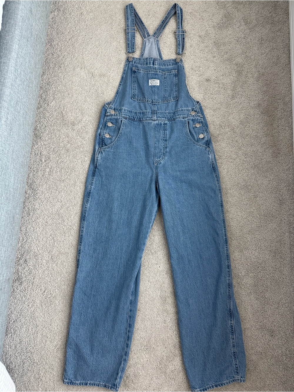 Levi’s Women’s Vintage Denim Overalls Relaxed Straight Leg Medium Wash